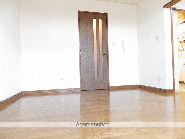 IDR八軒の内装写真