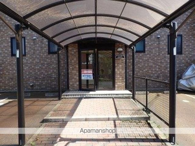 アイランド関口の内装写真