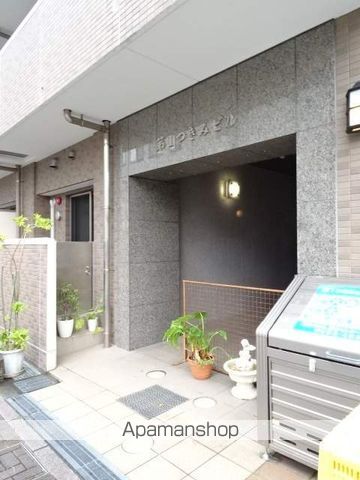 第1つきみビルの玄関写真