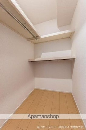 Ｖｉｌｌａ　アニバ　Ⅲ[1LDK/47.08m2]の収納
