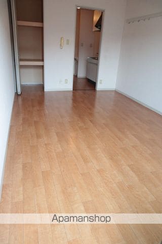 WHITEOWLの内装写真