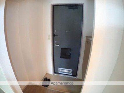 コンフォートベルＡ棟[1K/26.5m2]の玄関