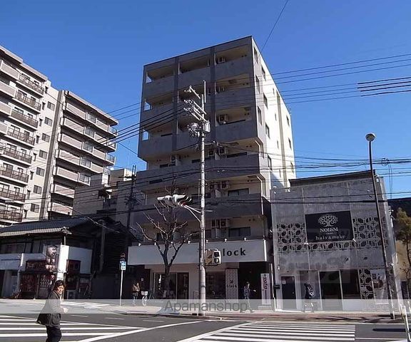 プレジール西院の外観写真