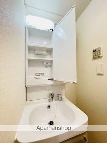 MAXIV東別院の内装写真