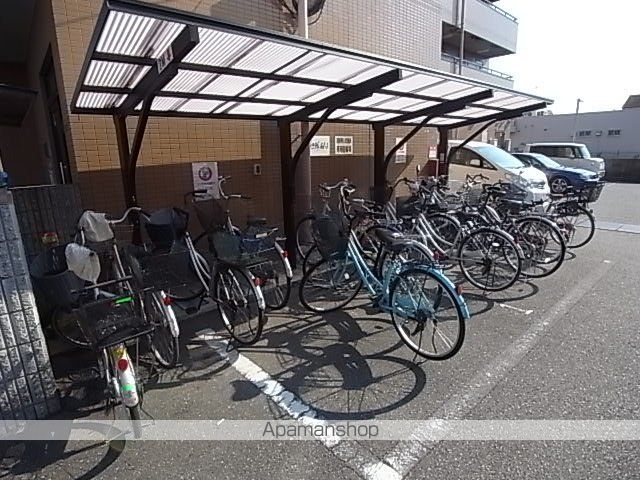 カサ下坂部の外観写真