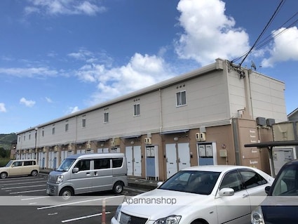 レオパレスカネイ[1K/23.97m2]の駐車場2