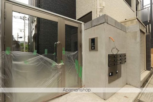 アクシス船橋の玄関写真