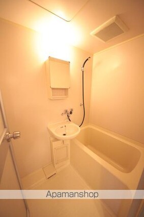 ビレッジコア八王子[1K/21.06m2]のバス