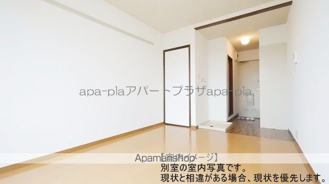 クレスト新宿の内装写真
