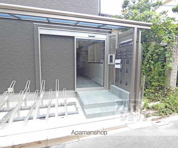 PRIVATE RESIDENCE百万遍の玄関写真