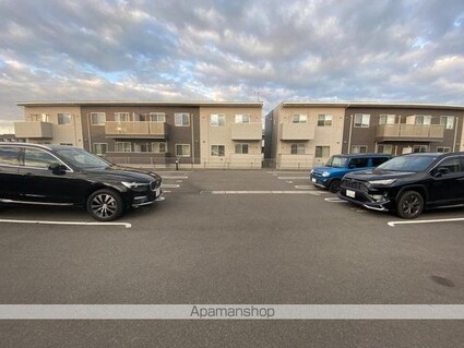 香川県高松市上福岡町[2LDK/57.32m2]の駐車場