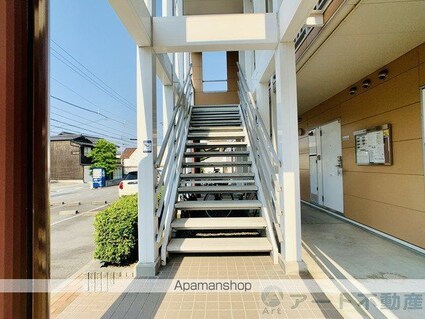 レオパレスコンフォール・タナカ[1K/23.18m2]のエントランス1