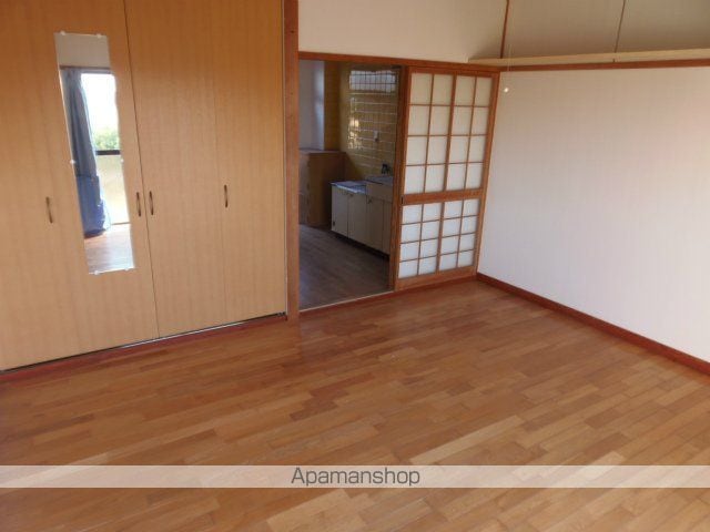 ハイツ花岡の内装写真