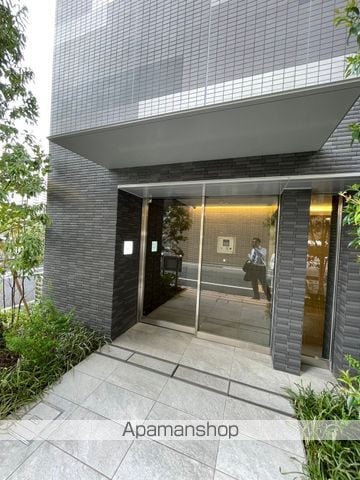 バウスフラッツ品川キャナルサイドの玄関写真