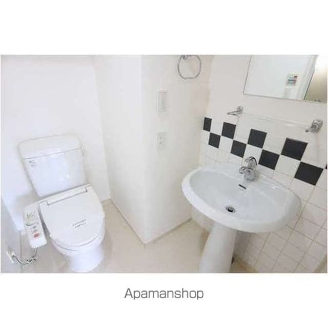 グランカーサ新宿御苑[1R/27.87m2]の洗面所