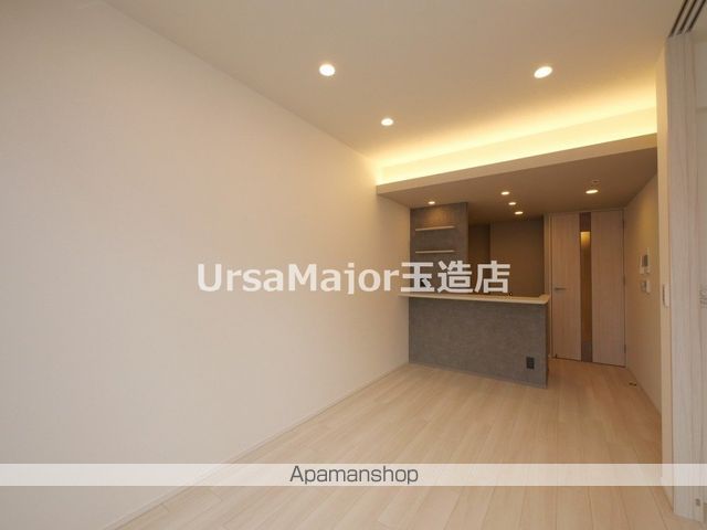 コンフォリア・リヴ北浜淡路町の内装写真