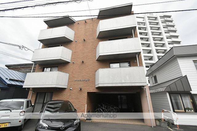 サークヒル学園前の外観写真