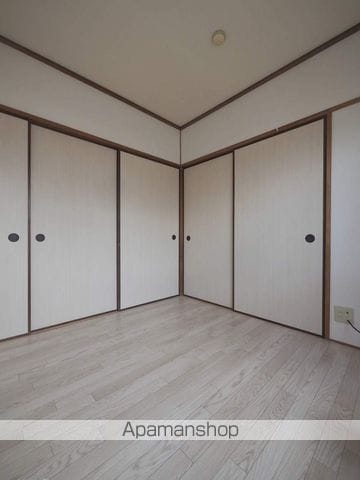 ロイヤル丸文の内装写真
