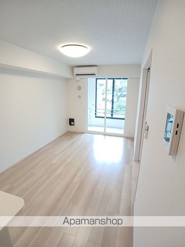 セイバリー プリムローズ IIの内装写真