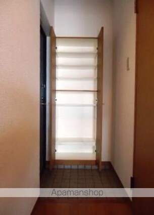 エリタージュ[1DK/31.87m2]の玄関