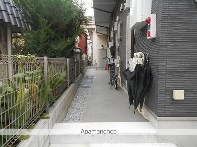 アーヴェル鶴見市場の玄関写真