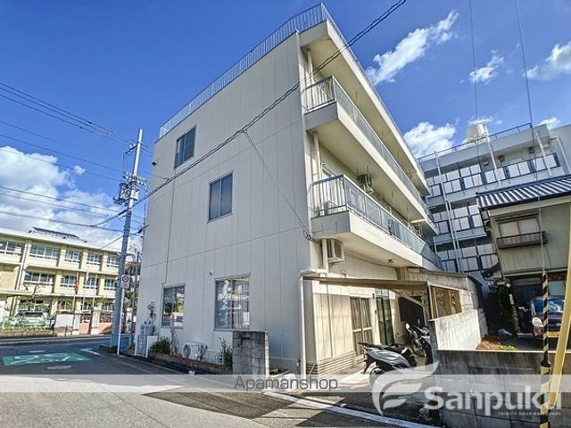 大場ビルの外観写真