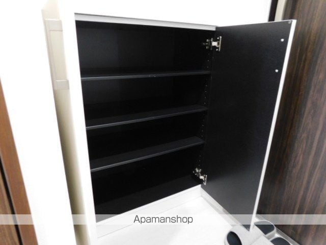リバレイン江坂の内装写真
