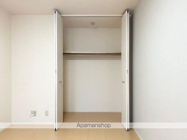 クレセントの内装写真
