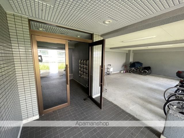 第2ブルーサンテ横地の玄関写真