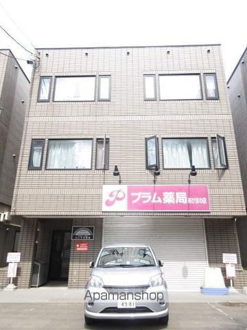 カレラ弐番館の外観写真