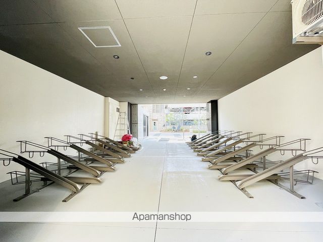 S−RESIDENCE今池ARCANAの玄関写真