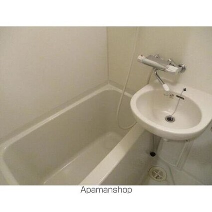 ヴィラ大塚[1R/13.66m2]のバス