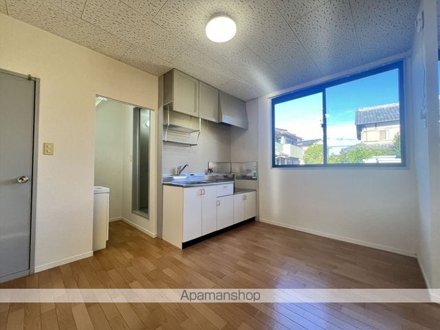 ロイヤルヒルズ2番館の内装写真