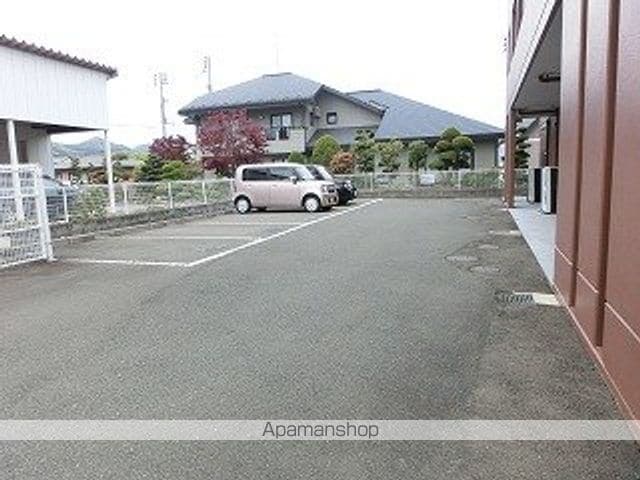 apartment 岩手県滝沢市大釜土井尻119-2
大釜土井尻の賃貸情報を見る
物件地図
