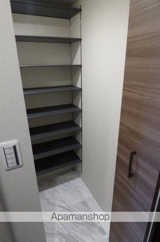 レジュールアッシュ玉造の内装写真