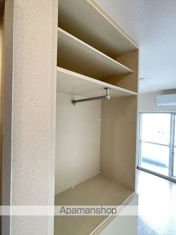 スカイコート横浜日ノ出町の内装写真