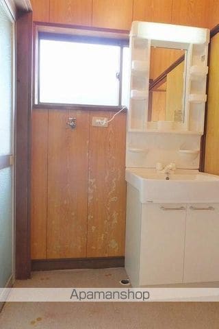 ＪＲ日豊本線 三股駅 バス乗車時間：19分 最寄りバス停で下車 徒歩9分 1階建 築28年の内装写真
