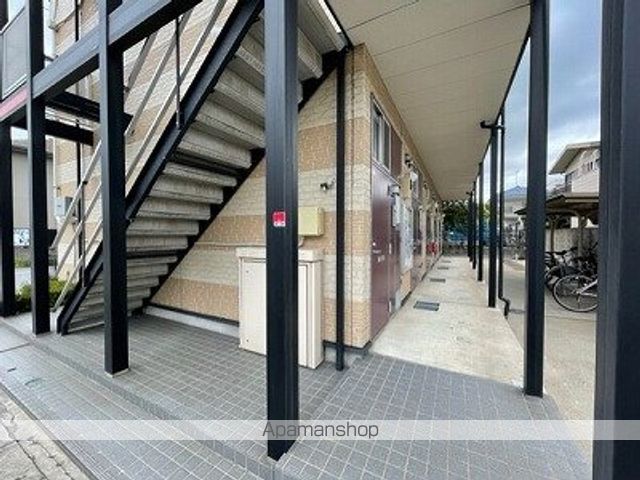 レオパレスベイサイドイン三上の玄関写真