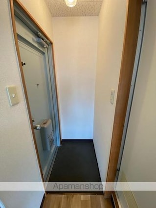 マッシュハイム扇町[1R/17.01m2]の玄関