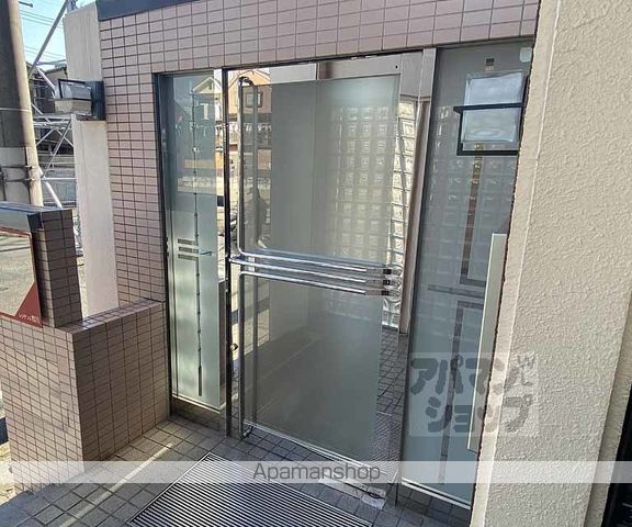 レジデンス桂川の玄関写真