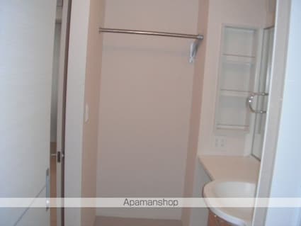 ＬＩＯＮ　ＨＥＡＲＴ[2LDK/57.2m2]の洗面所