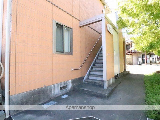 サンビューハイツの玄関写真
