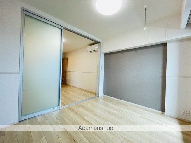 スクエアIS Vの内装写真