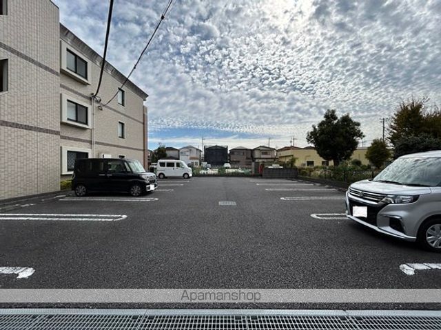 オネスティ ユー カレントのその他写真