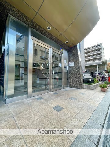 グランディール阪南町の玄関写真