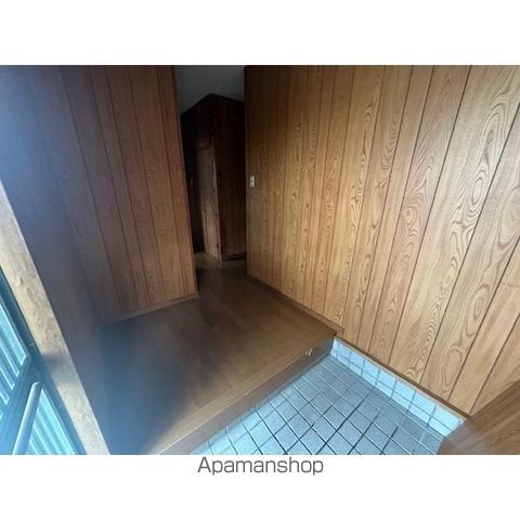 春日井市 2階建 築48年の内装写真
