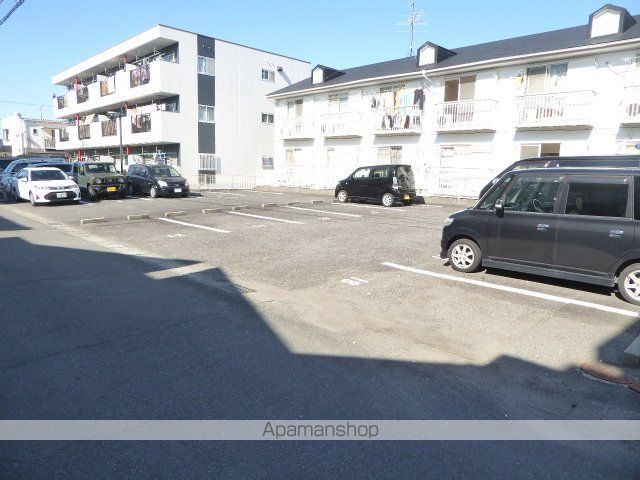 フラッツウサミの外観写真