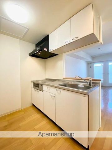 UURコート札幌南三条プレミアタワーの内装写真