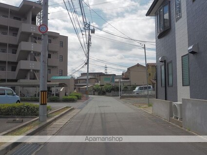 グランドマンション国母[2LDK/68.41m2]の周辺2