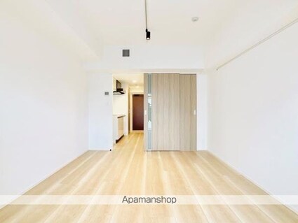 ＹＯＵ　Ｉ　ＣＯＵＲＴ[1K/25.25m2]のリビング・居間4